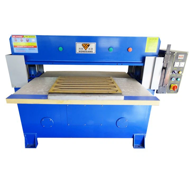 Cloth Cutting Machine